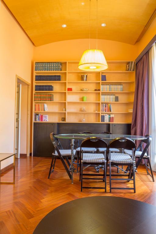 Friendly Domus Al Colosseo Рим Экстерьер фото