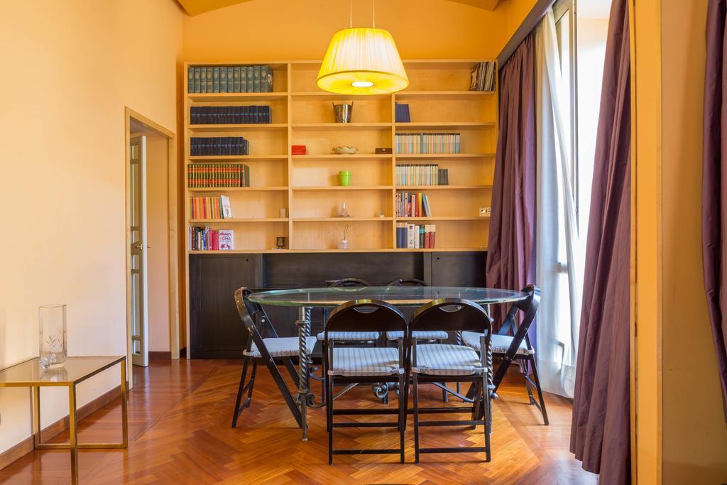 Friendly Domus Al Colosseo Рим Экстерьер фото